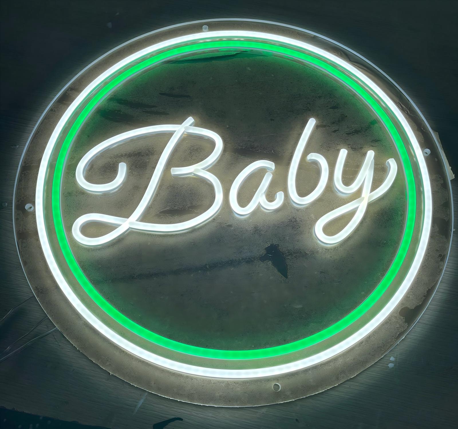 Casestudy van flexibele LED-neonstrips: het vervangen van kwetsbaar hoogspanningsglasneon voor veiligere, goedkopere verlichte letters